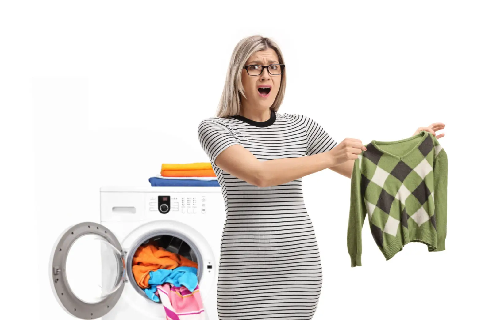 Darum läuft Wäsche im Trockner ein: 3 Gründe (& Tipps)