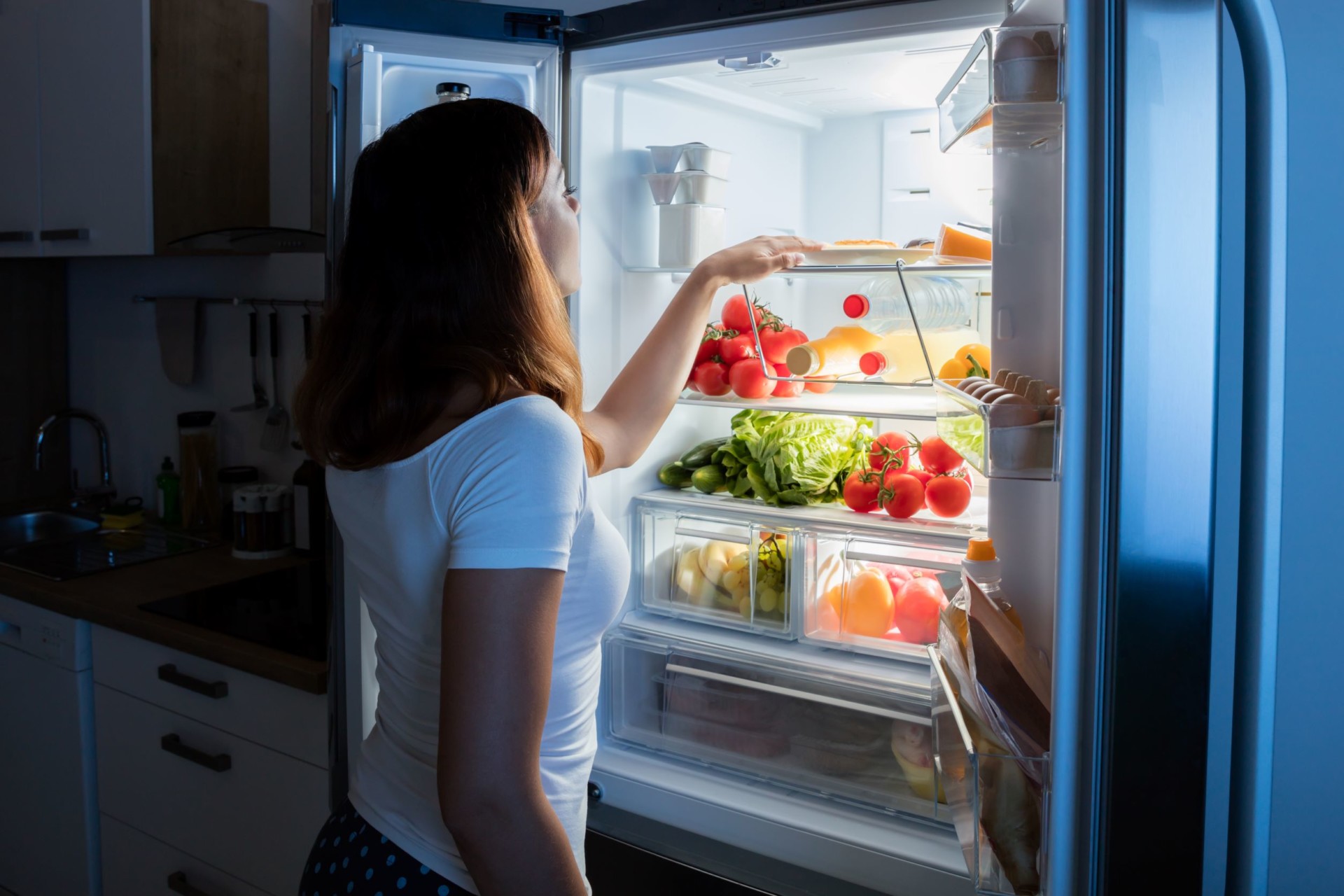 Warum gibt es Licht im Kühlschrank? 4 häufige Fragen (beantwortet)