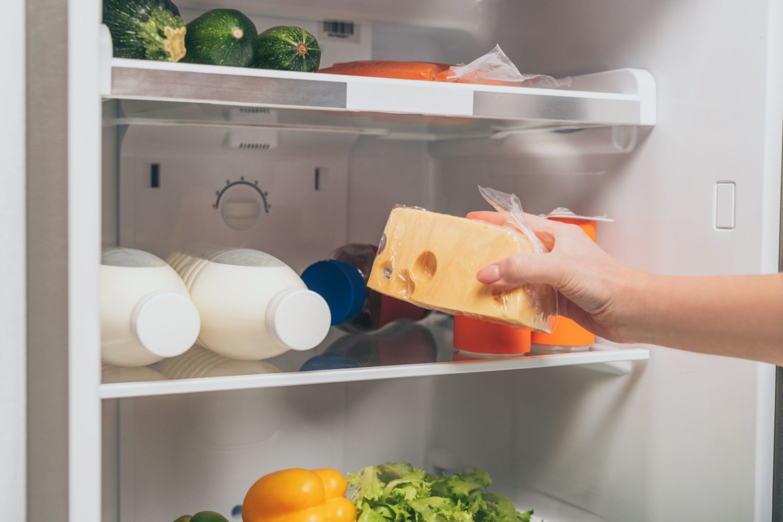 Warum trocknet Käse im Kühlschrank aus