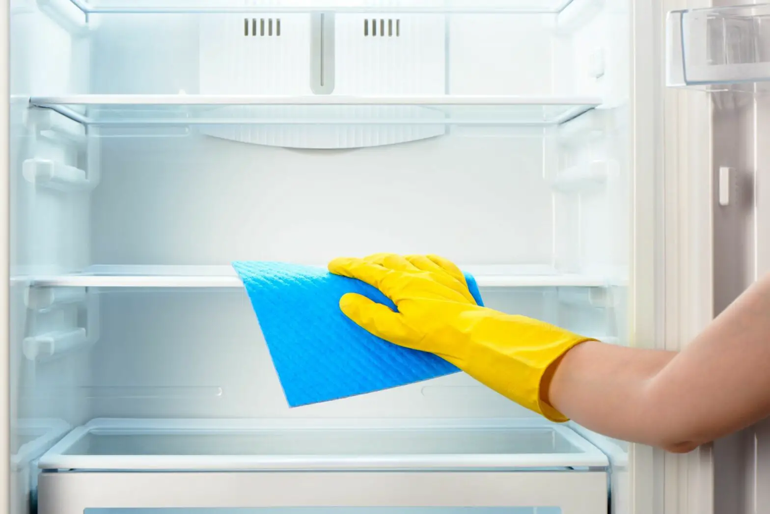 Wie schaltet man den Kühlschrank richtig aus
